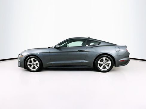 Used 2021 Ford Mustang Coupe image 4