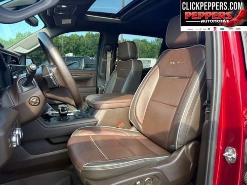 Used 2024 GMC Sierra 1500 Denali w/ Technology Package AWD/4WD image 14