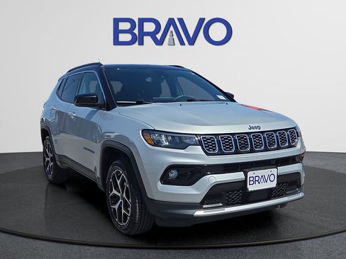 Used 2025 Jeep Compass Limited AWD/4WD image 6