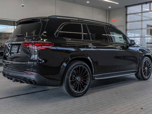 New 2026 Mercedes-Benz GLS 63 AMG 4MATIC image 31