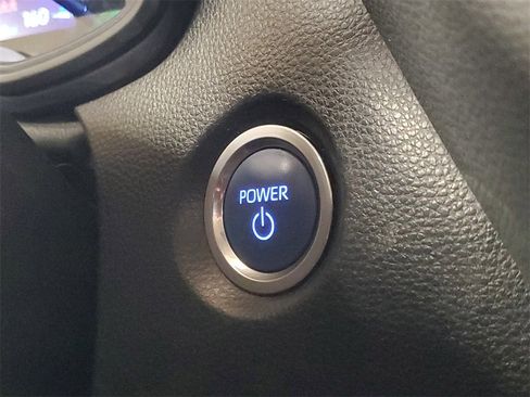 Used 2022 Toyota Corolla LE image 29