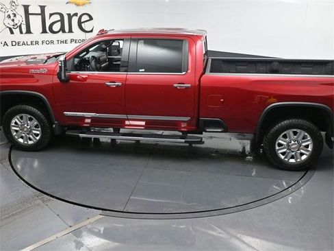 Used 2024 Chevrolet Silverado 2500 High Country w/ High Country Premium Package image 40