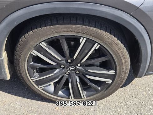 Used 2021 INFINITI QX50 Luxe w/ Appearance Package FWD image 6