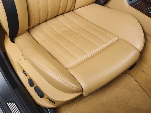 Used 2003 BMW M5 image 48