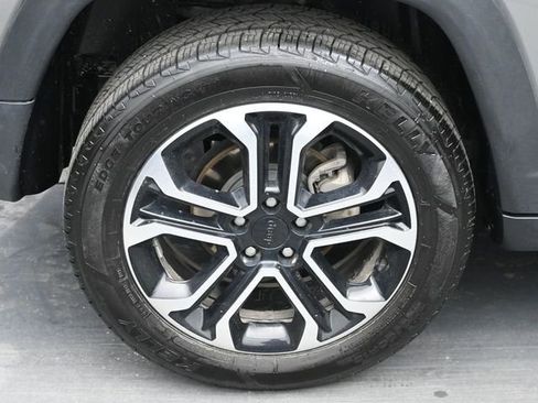 Used 2024 Jeep Compass Limited image 38