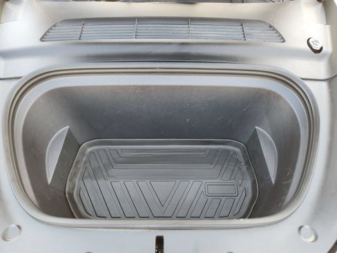 Used 2023 Tesla Model Y Performance AWD/4WD image 42