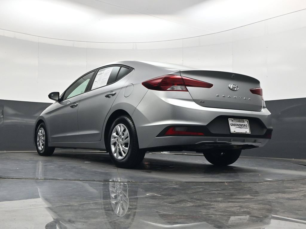 Used 2020 Hyundai Elantra SE FWD image 35