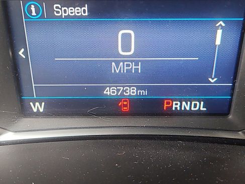 Used 2023 Chevrolet Equinox LT image 7