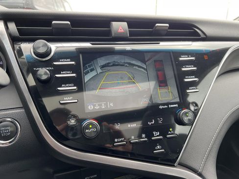 Used 2018 Toyota Camry XSE w/ Driver Assist Package image 19