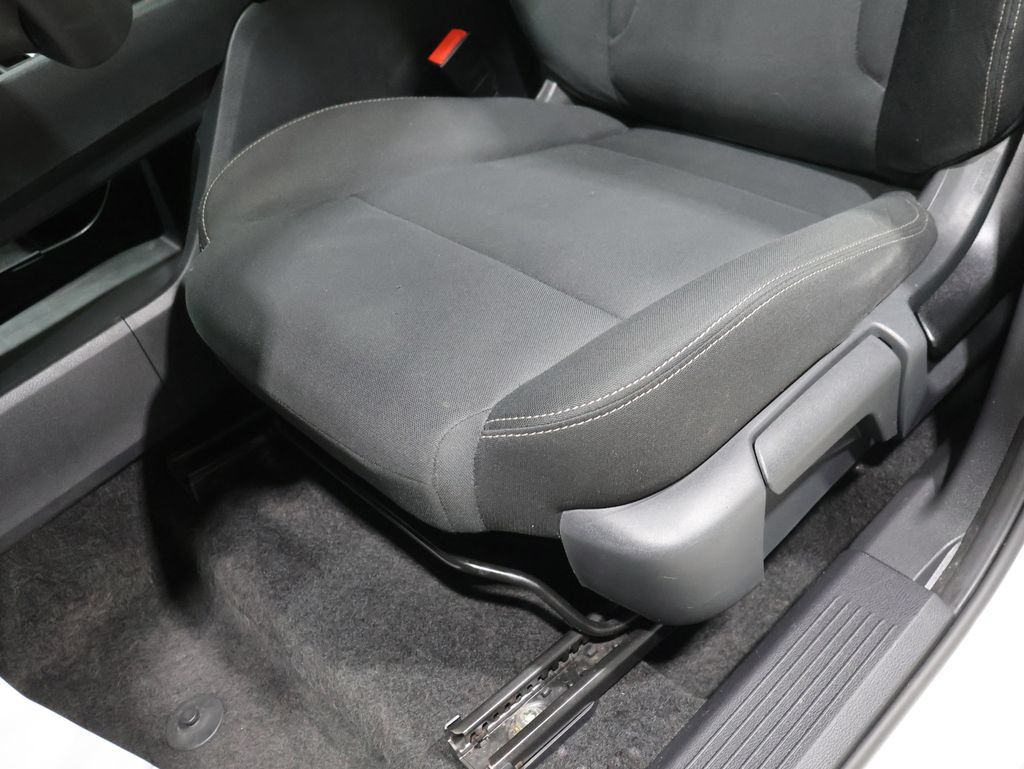 Used 2023 Nissan Rogue S AWD/4WD image 22
