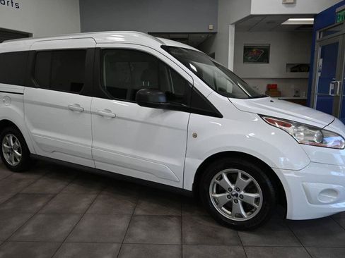 Used 2016 Ford Transit Connect XLT FWD image 7