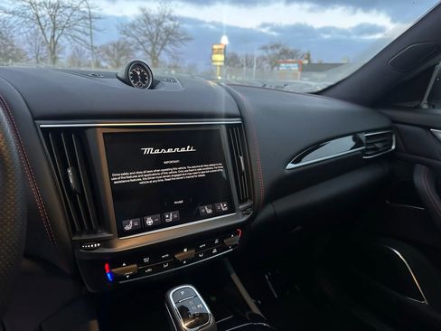 Used 2024 Maserati Levante Modena Ultima AWD/4WD image 21