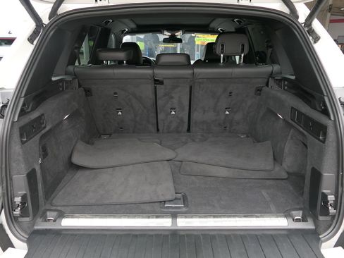 Used 2022 BMW X5 xDrive45e w/ M Sport Package AWD/4WD image 24