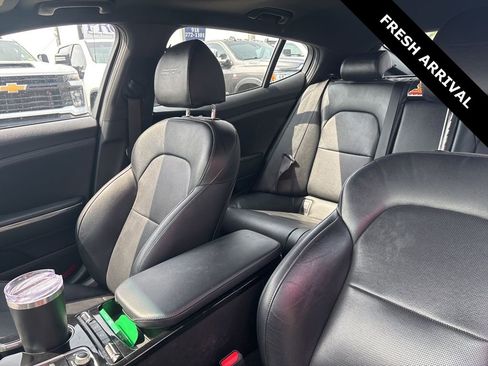 Used 2023 Kia Stinger GT-Line w/ Sun & Sound Package RWD image 12