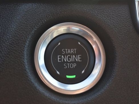 Used 2024 Chevrolet Colorado W/T image 25