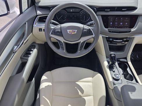Used 2023 Cadillac XT5 Premium Luxury AWD/4WD image 13