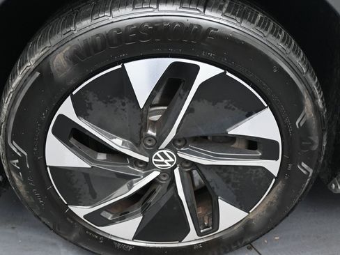 Used 2022 Volkswagen ID.4 Pro S image 42