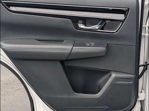 Used 2024 Honda CR-V EX-L image 30