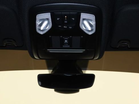 Used 2020 RAM 1500 Big Horn AWD/4WD image 24
