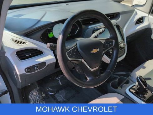 Used 2017 Chevrolet Bolt LT FWD image 11