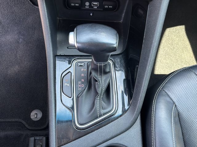 Used 2017 Kia Niro Touring w/ Advanced Technology Package FWD image 24