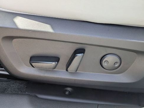 New 2026 Mitsubishi Outlander SE FWD image 21