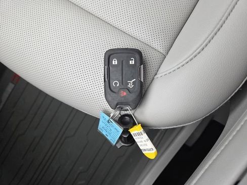 Certified 2023 GMC Acadia SLT w/ Technology Package image 42