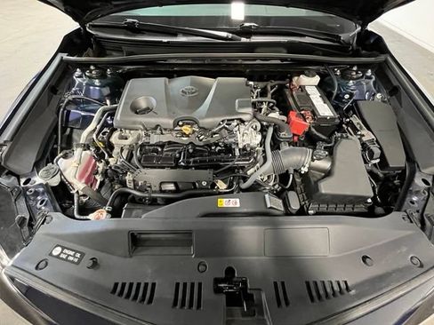 Used 2022 Toyota Camry LE FWD image 27