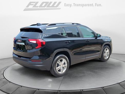 Used 2022 GMC Terrain SLE w/ Driver Convenience Package FWD image 9