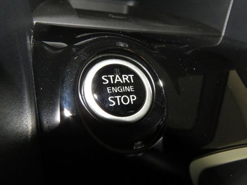 Certified 2025 Nissan Versa SV w/ Trunk Package FWD image 13