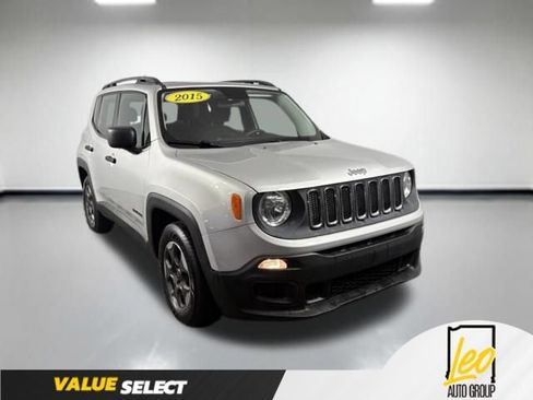 Used 2015 Jeep Renegade Sport w/ Power & Air Group FWD image 31