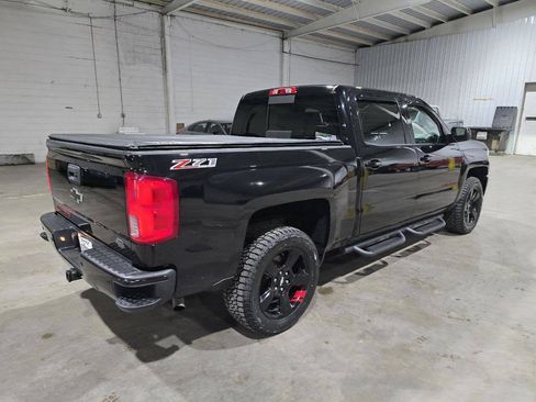 Used 2017 Chevrolet Silverado 1500 LTZ Z71 w/ Redline Edition AWD/4WD image 13