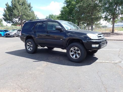 Used 2005 Toyota 4Runner SR5 RWD image 10