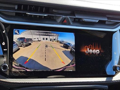 New 2026 Jeep Cherokee Limited image 17