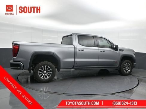 Used 2023 GMC Sierra 1500 AT4 w/ Technology Package image 3