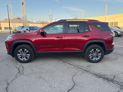 Used 2025 Chevrolet Equinox LT w/ Convenience Package II image 4