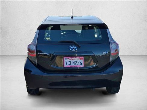 Used 2013 Toyota Prius C One FWD image 7