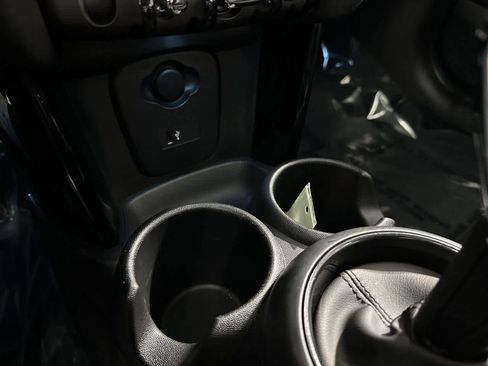 Certified 2023 MINI Cooper 2-Door Hardtop image 22