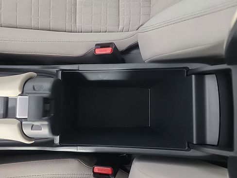 Certified 2023 Honda HR-V LX image 36