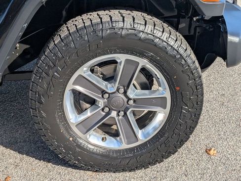 Used 2021 Jeep Wrangler Unlimited Sahara image 14