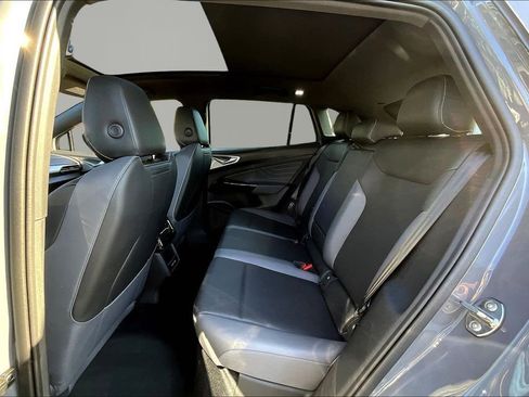 Used 2023 Volkswagen ID.4 Pro S image 21