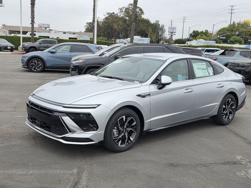 New 2025 Hyundai Sonata SEL image 13