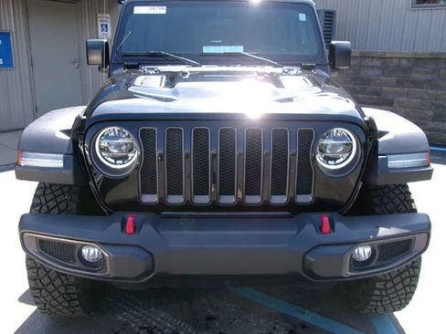 Used 2020 Jeep Wrangler Unlimited Rubicon w/ LED Lighting Group AWD/4WD image 2