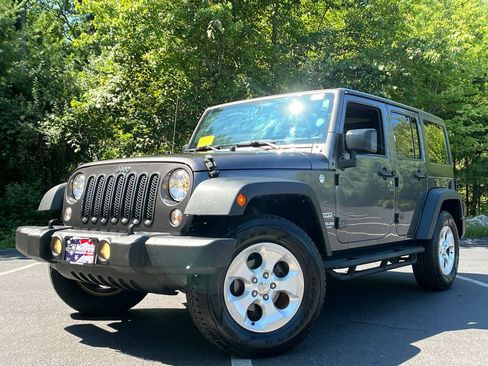 Used 2016 Jeep Wrangler Unlimited Sport w/ Connectivity Group AWD/4WD image 1
