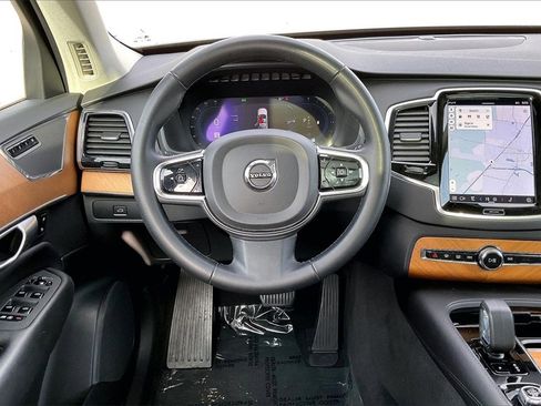 Used 2024 Volvo XC90 B6 Plus w/ Protection Package Premier image 5