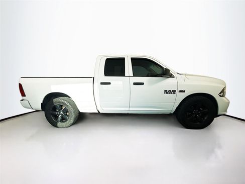 Used 2018 RAM 1500 Express RWD image 27