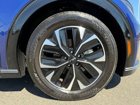 Certified 2024 Kia EV6 Wind w/ Wind Technology Package AWD/4WD image 9