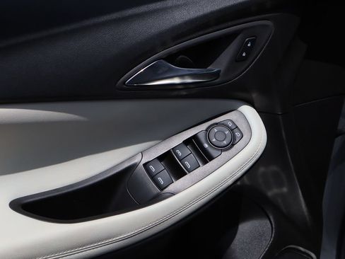 Used 2023 Buick Encore GX Preferred w/ Cold Weather Comfort Package FWD image 20