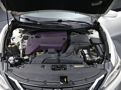 Used 2018 Nissan Altima 2.5 SV FWD image 25