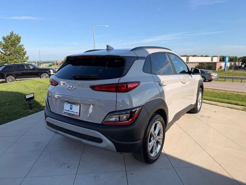 Used 2023 Hyundai Kona SEL FWD image 9
